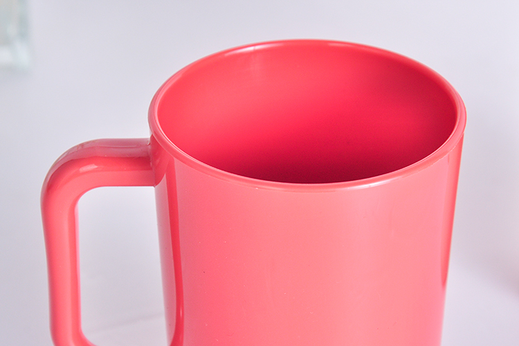 taza de enjuague bucal