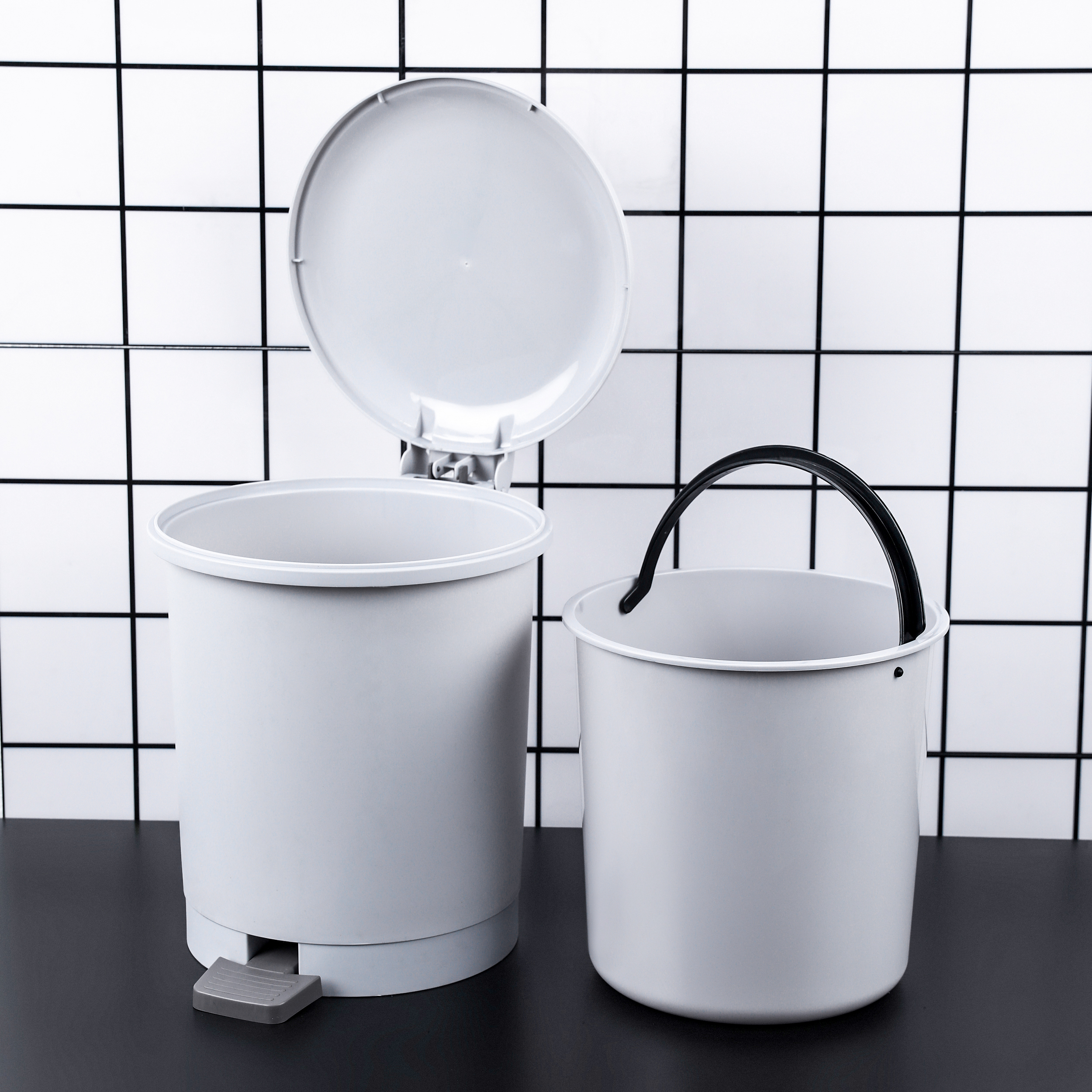 botes de basura para la cocina